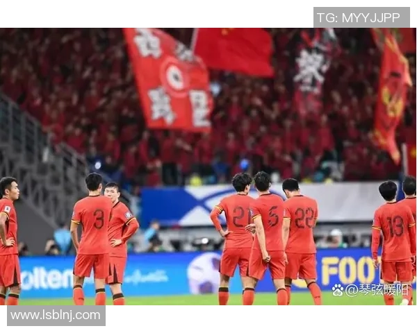 杭州足球队比赛经验引发热议球迷观点各异争论不断