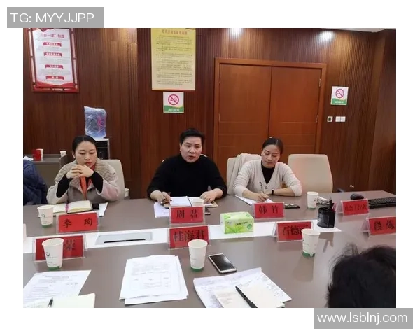 深圳攀岩队的防反策略分析与成效评估探讨